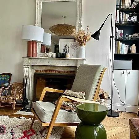 Bohemian And Chic Family Paris